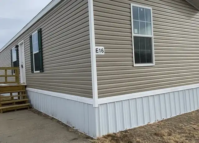 Property at 1010 Reservation Rd Unit E16, Hays, KS, 67601, 3 beds, 2 baths, [object Object]