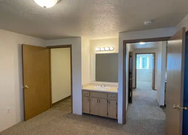 Property at 113 Stafford Ln NE Unit 124-101, Salem, OR, 97301, 3 beds, 2 baths, [object Object]