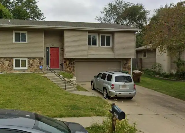 Property at 3732 Lawnwood Dr, Bellevue, NE, 68123, 3 beds, 2.5 baths, [object Object]