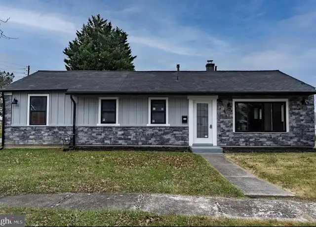 Property at 259 Pinecrest Dr, Harrisburg, PA, 17110, 3 beds, 2 baths, [object Object]