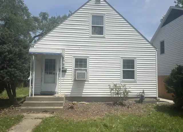 Property at 825 McKinnie Ave, Fort Wayne, IN, 46806, 3 beds, 1 bath, [object Object]