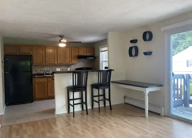 Property at 270 Main St #26, North Reading, MA, 01864, 1 bed, 1 bath, [object Object]