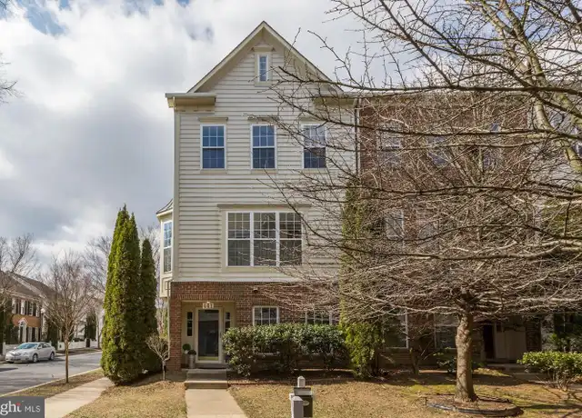 Property at 441 Leaning Oak St, Gaithersburg, MD, 20878, 3 beds, 3.5 baths, [object Object]
