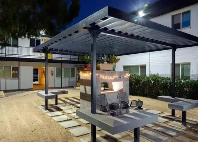 Property at 605 W Pierson St, Phoenix, AZ, 85013, 2 beds, 1 bath, [object Object]