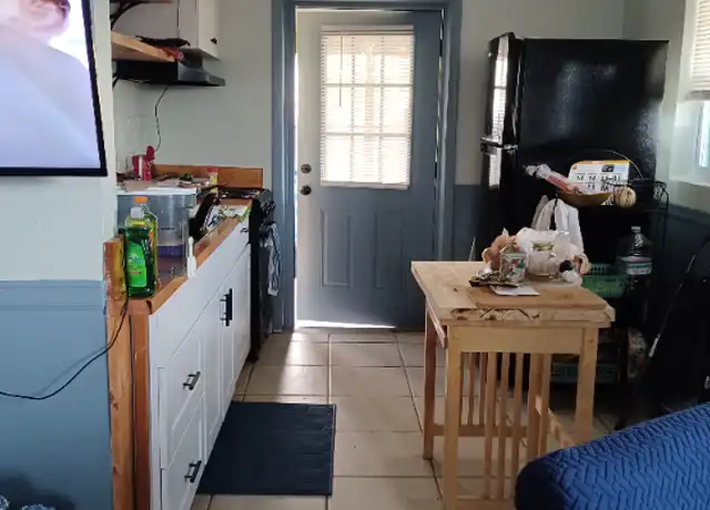 Property at 2853 17th Ave N, Saint Petersburg, FL, 33713, 3 beds, 1 bath, [object Object]