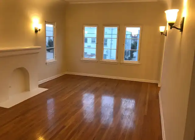Property at 365 N Spaulding Ave Unit 8, Los Angeles, CA, 90036, 1 bed, 1 bath, [object Object]