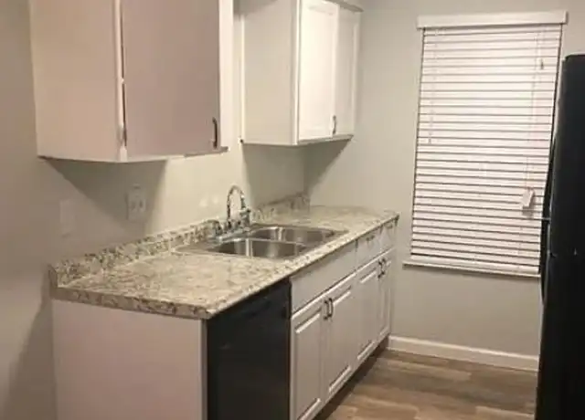 Property at 5810 Wellington Dr Unit 4, Austin, TX, 78723, 2 beds, 1 bath, [object Object]