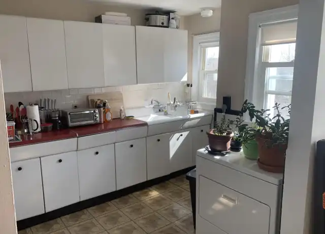 Property at 827 Pleasant St, Worcester, MA, 01602, 2 beds, 1 bath, [object Object]
