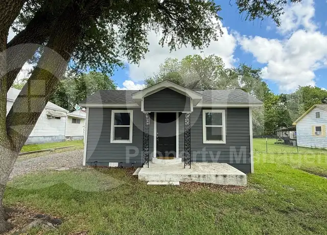 Property at 519 E Gandy St, Denison, TX, 75021, 3 beds, 2 baths, [object Object]