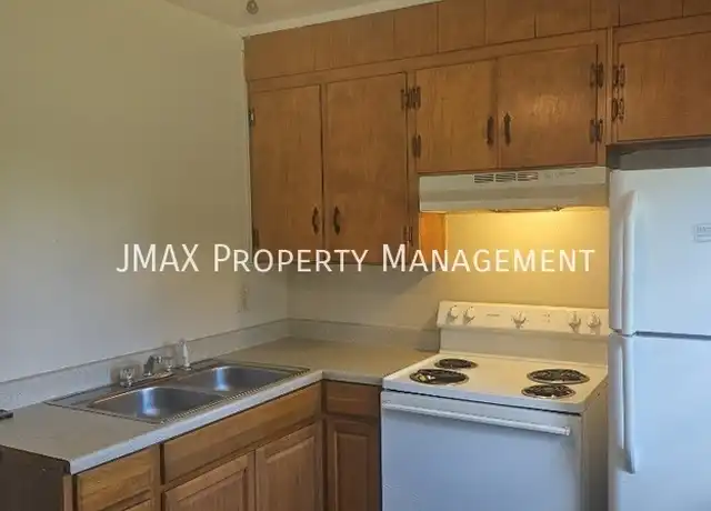 Property at 1313 Leon St NW, Roanoke, VA, 24017, 2 beds, 1 bath, [object Object]