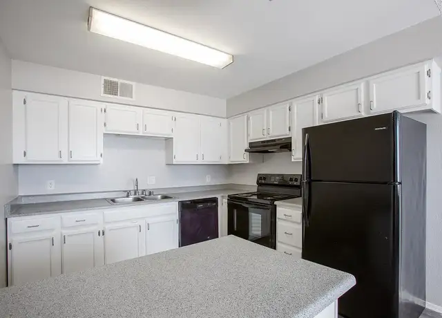 Photo of 3101 Lori Pl NE, Albuquerque, NM 87111