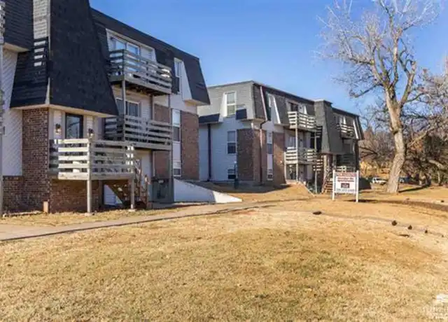 Property at 709 Dondee Dr Unit 7, Manhattan, KS, 66502, 2 beds, 1 bath, [object Object]