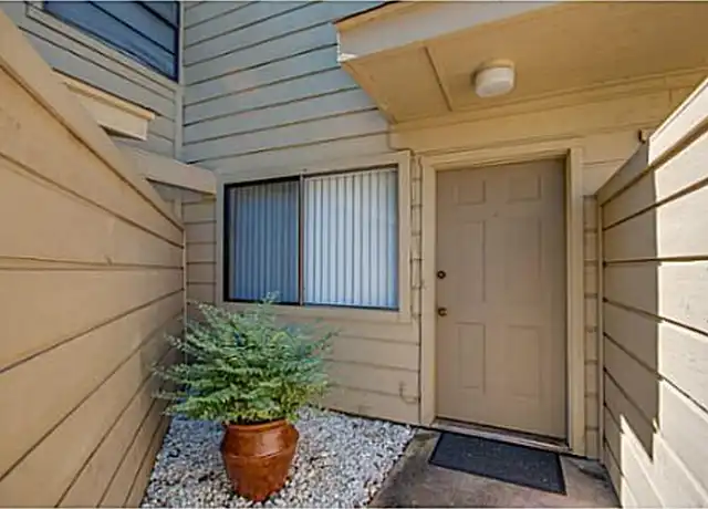 Property at 4407 Carter Creek Pkwy #2, Bryan, TX, 77802, 2 beds, 1 bath, [object Object]