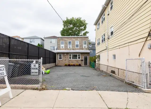 Property at 129 71st St Unit 2, Guttenberg, NJ, 07093, 2 beds, 1 bath, [object Object]