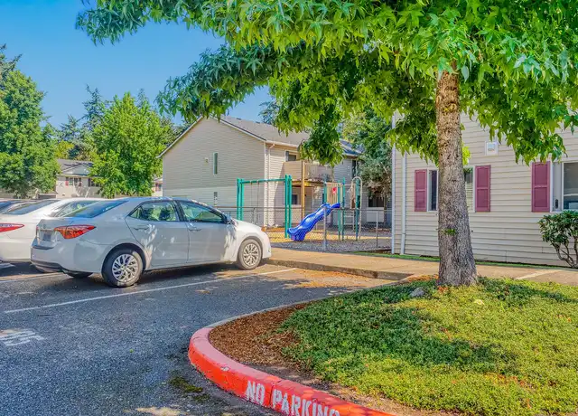 Property at Windsor Manor Apartments - 235 SE 165th Ave, Portland, OR, 97233, 2 beds, 1 bath, [object Object]