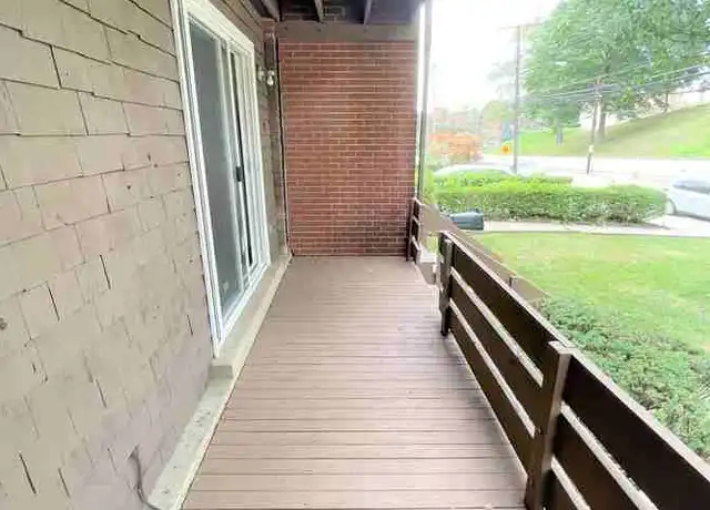 Property at 6350 Forward Ave Unit 17, Pittsburgh, PA, 15217, 1 bed, 1 bath, [object Object]