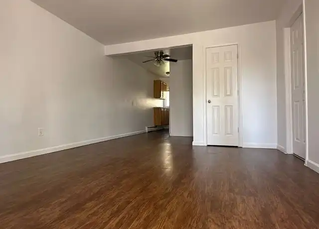 Property at 916 N Prospect St Unit 916-10, Colorado Springs, CO, 80903, 2 beds, 1 bath, [object Object]