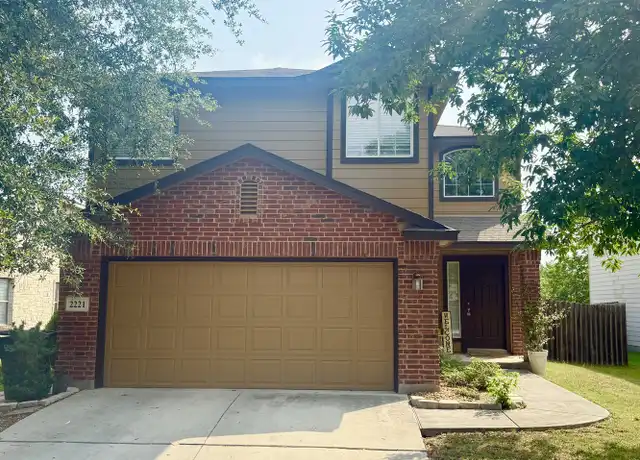 Property at 2221 Lakeline Dr, New Braunfels, TX, 78130, 3 beds, 2 baths, [object Object]