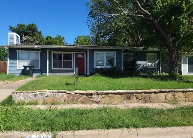 Property at 1917 Brookshire St, Arlington, TX, 76010, 3 beds, 1 bath, [object Object]