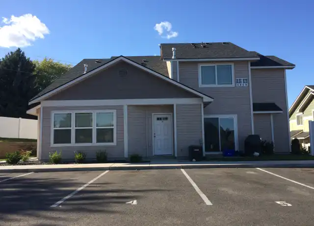 Property at 1020 S Olympia Pl Unit B, Kennewick, WA, 99337, 2 beds, 2 baths, [object Object]