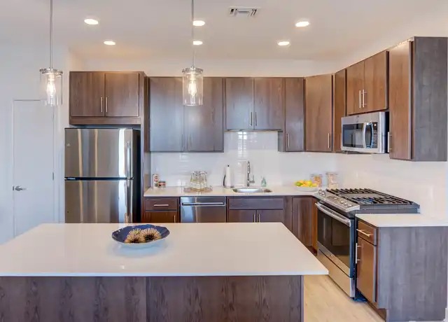 Property at Luxe Apartments - 1 Woodbridge Center Dr, Woodbridge Township, NJ, 07095, 1-2 bed, 1-2 bath, [object Object]