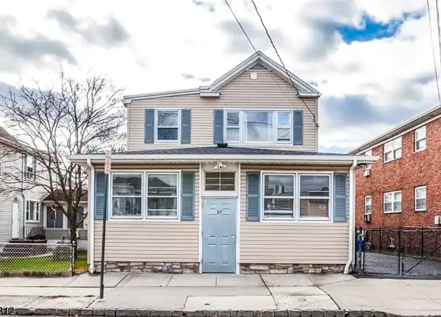 Property at 27 Honiss St Unit 2, Belleville, NJ, 07109, 3 beds, 1 bath, [object Object]