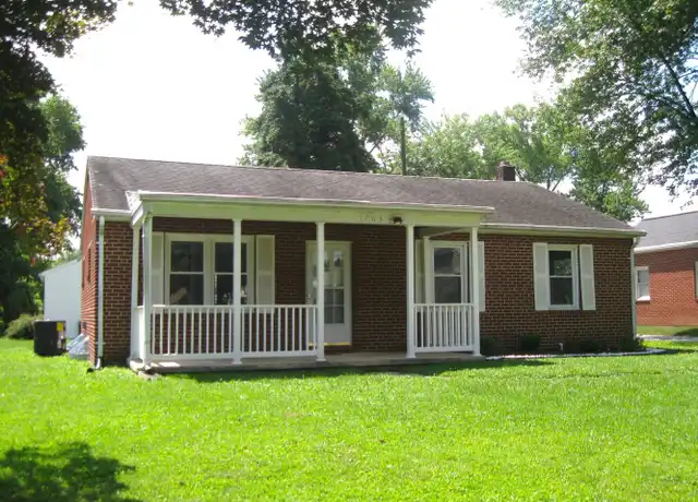 Property at 1703 Wayne Ave, Parkville, MD, 21234, 5 beds, 2 baths, [object Object]