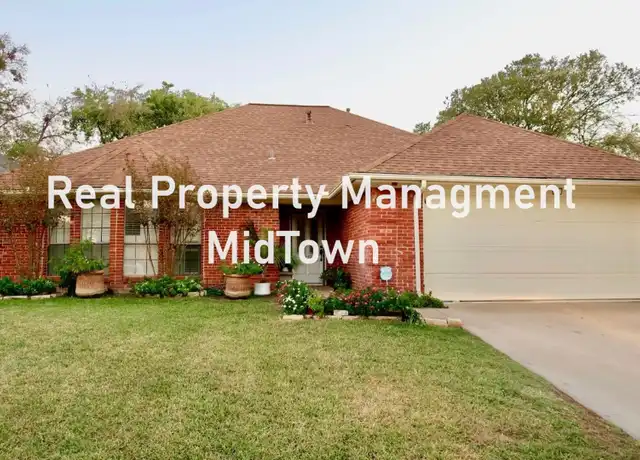 Property at 4128 Woodenrail Ln, Irving, TX, 75061, 3 beds, 2 baths, [object Object]