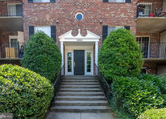 Property at 1533 Colonial Dr Unit 204, Woodbridge, VA, 22192, 2 beds, 1.5 baths, [object Object]