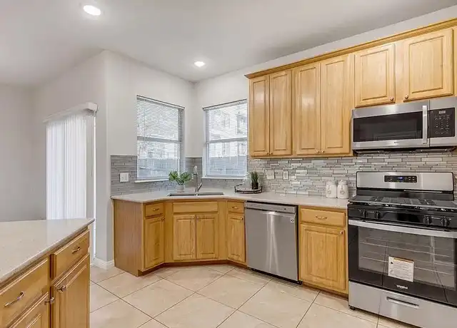 Property at 600 Kawnee Dr, Austin, TX, 78752, 3 beds, 2.5 baths, [object Object]