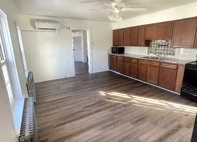 Property at 302 E Sunbury St Unit 2, Millerstown, PA, 17062, 2 beds, 1 bath, [object Object]