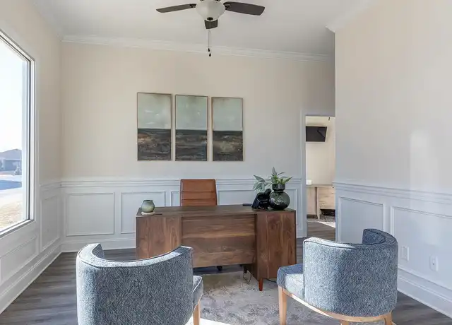 Property at The Oakley at Pro Park - 850 Professional Park Dr, Clarksville, TN, 37040, 1 bed, 1.5 baths, [object Object]