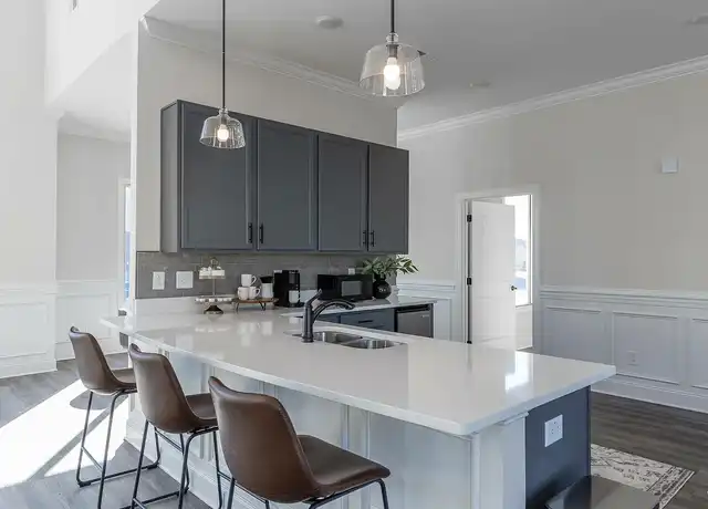 Property at The Oakley at Pro Park - 850 Professional Park Dr, Clarksville, TN, 37040, 1 bed, 1.5 baths, [object Object]