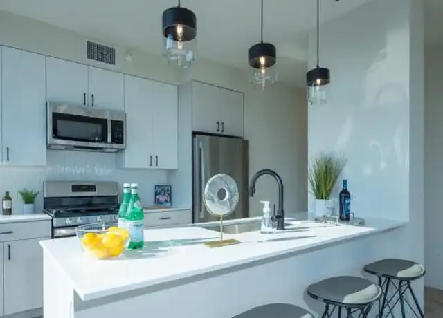 Property at 88 E Wacker Pl Unit 1024, Chicago, IL, 60601, 1 bed, 1 bath, [object Object]