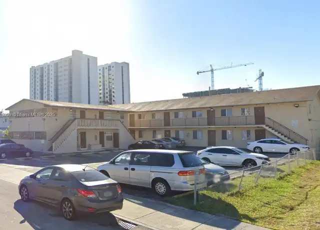 Property at 10790 SW 3rd St Unit 6, Miami, FL, 33174, 2 beds, 1 bath, [object Object]