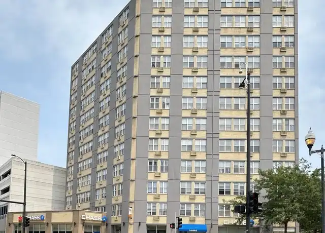 Property at 6415 N Sheridan Rd Unit 501, Chicago, IL, 60626, 3 beds, 1 bath, [object Object]