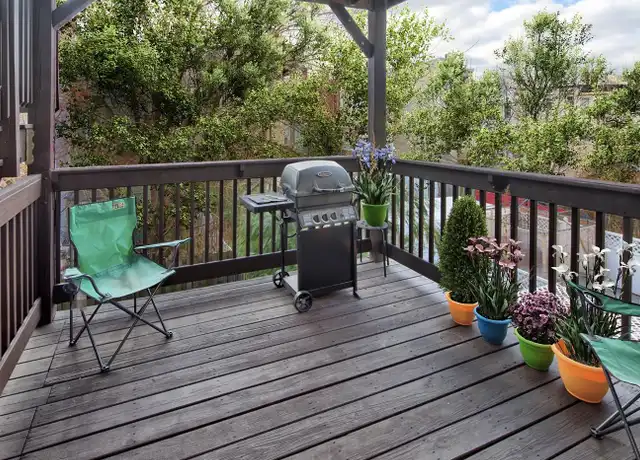 Property at 407 2nd St Unit 2R, Jersey City, NJ, 07302, 2 beds, 1 bath, [object Object]