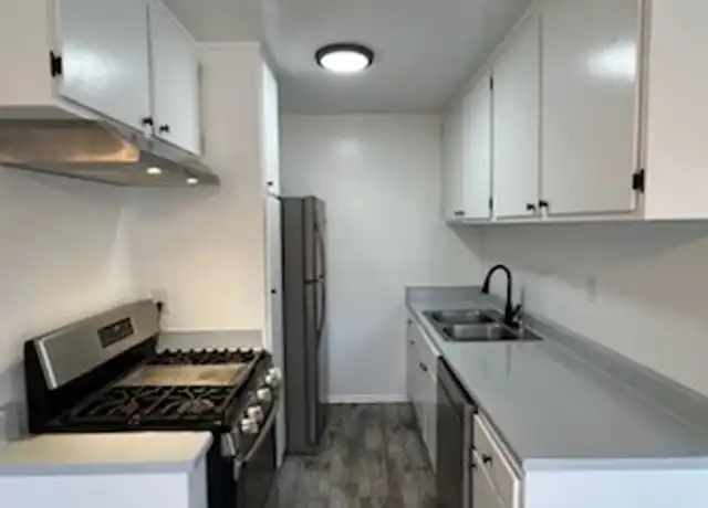Property at 6210 Whitsett Ave Unit 216, North Hollywood, CA, 91606, 1 bed, 1 bath, [object Object]