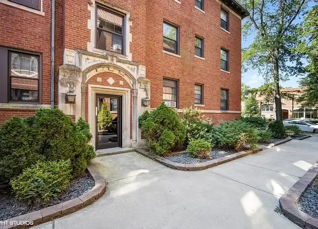 Property at 1025 Dempster St, Evanston, IL, 60201, 1 bed, 1 bath, [object Object]
