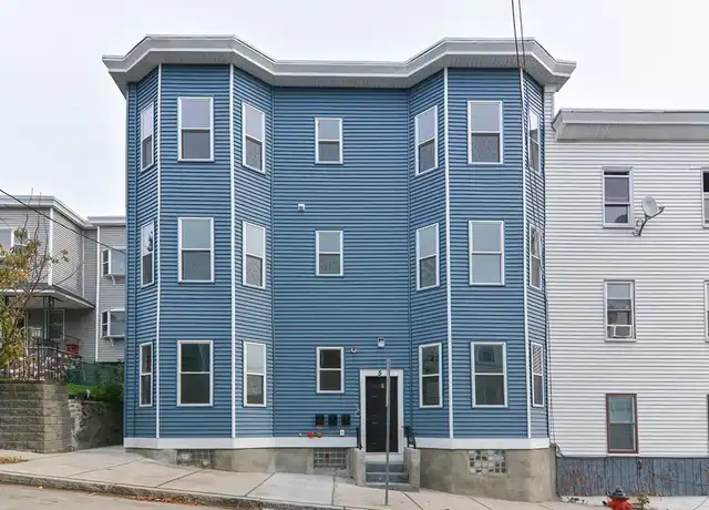 Property at 5 John St Unit 2, Chelsea, MA, 02150, 3 beds, 1 bath, [object Object]