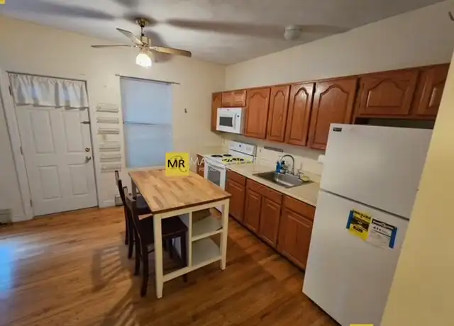 Property at 122 Berkshire St Unit 7, Cambridge, MA, 02141, 1 bed, 1 bath, [object Object]
