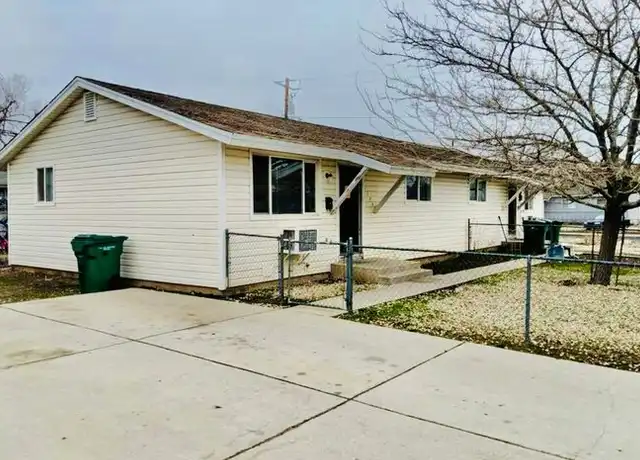 Property at 1395 Carville Dr, Reno, NV, 89512, 2 beds, 1 bath, [object Object]