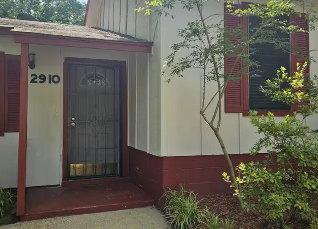 Property at 2910 Walker St, Little Rock, AR, 72204, 3 beds, 1.5 baths, [object Object]