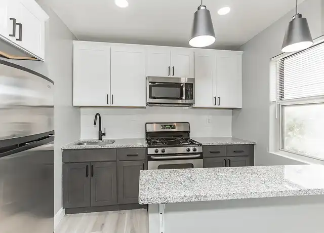Property at Courtyard Park Apartments - 4203 Oglethorpe St, Hyattsville, MD, 20781, 2 beds, 1 bath, [object Object]