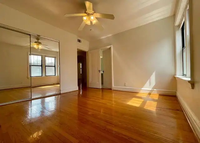 Property at 6238 Southwood Ave Unit 3S, St. Louis, MO, 63105, 2 beds, 2 baths, [object Object]