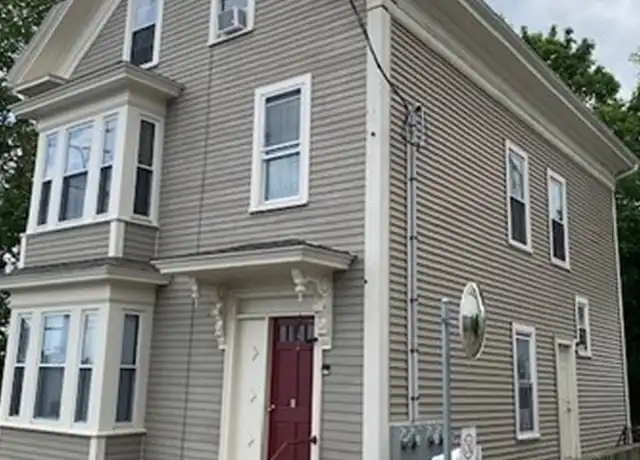 Property at 11 Prospect Sq Unit 2, Gloucester, MA, 01930, 2 beds, 1 bath, [object Object]