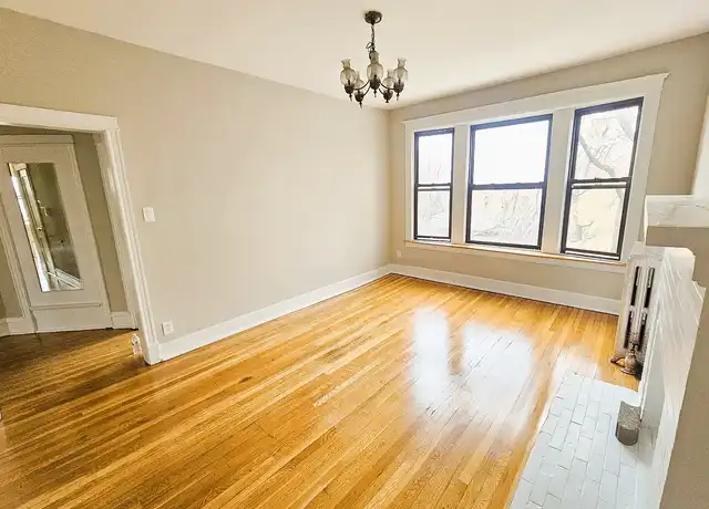 Property at 1016 W Berwyn Ave, Chicago, IL, 60640, 3 beds, 1 bath, [object Object]