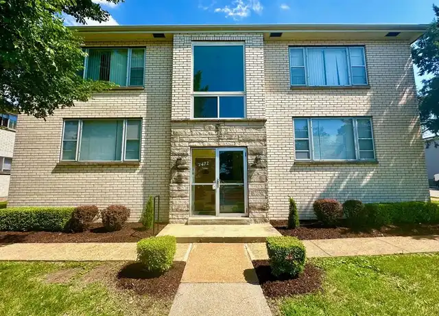 Property at 7422 Gravois Ave, Saint Louis, MO, 63123, 2 beds, 1 bath, [object Object]