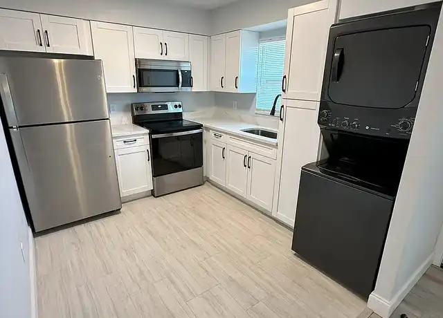 Property at Pebble Woods Apartments - 11314 N 52nd St, Tampa, FL, 33617, 2 beds, 1 bath, [object Object]