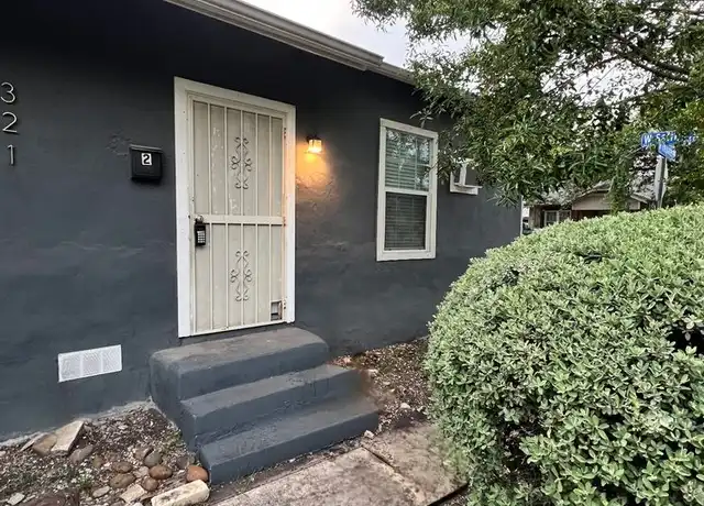 Property at 321 N Chupaderas St Unit 102, San Antonio, TX, 78207, 1 bed, 1 bath, [object Object]